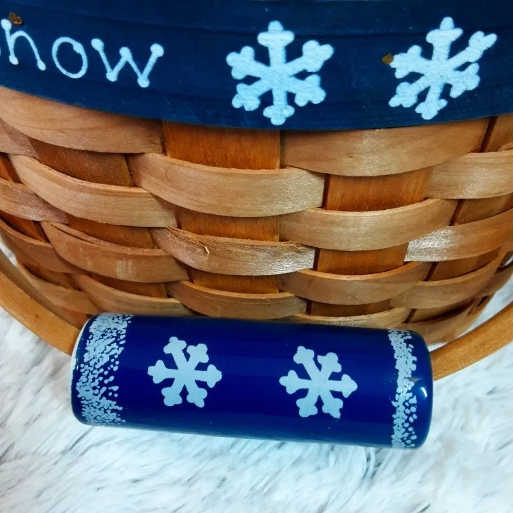 Christmas Wicker Basket With Ceramic Handle Painted Triand Snowmen Ornaments 10